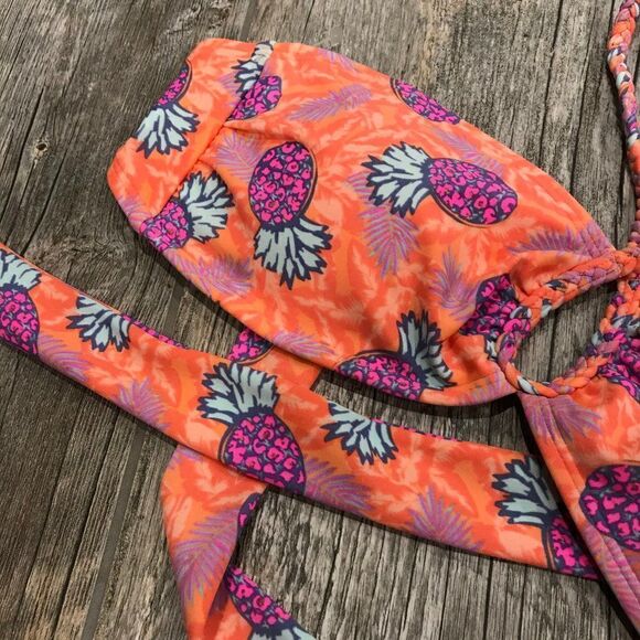 Pineapple print bikini top - Picture 3 of 8